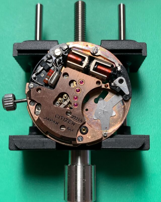 トップページ - メガネ・宝石・トケイ 芝田